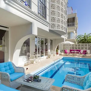 Wise & - Adults Only Hotell